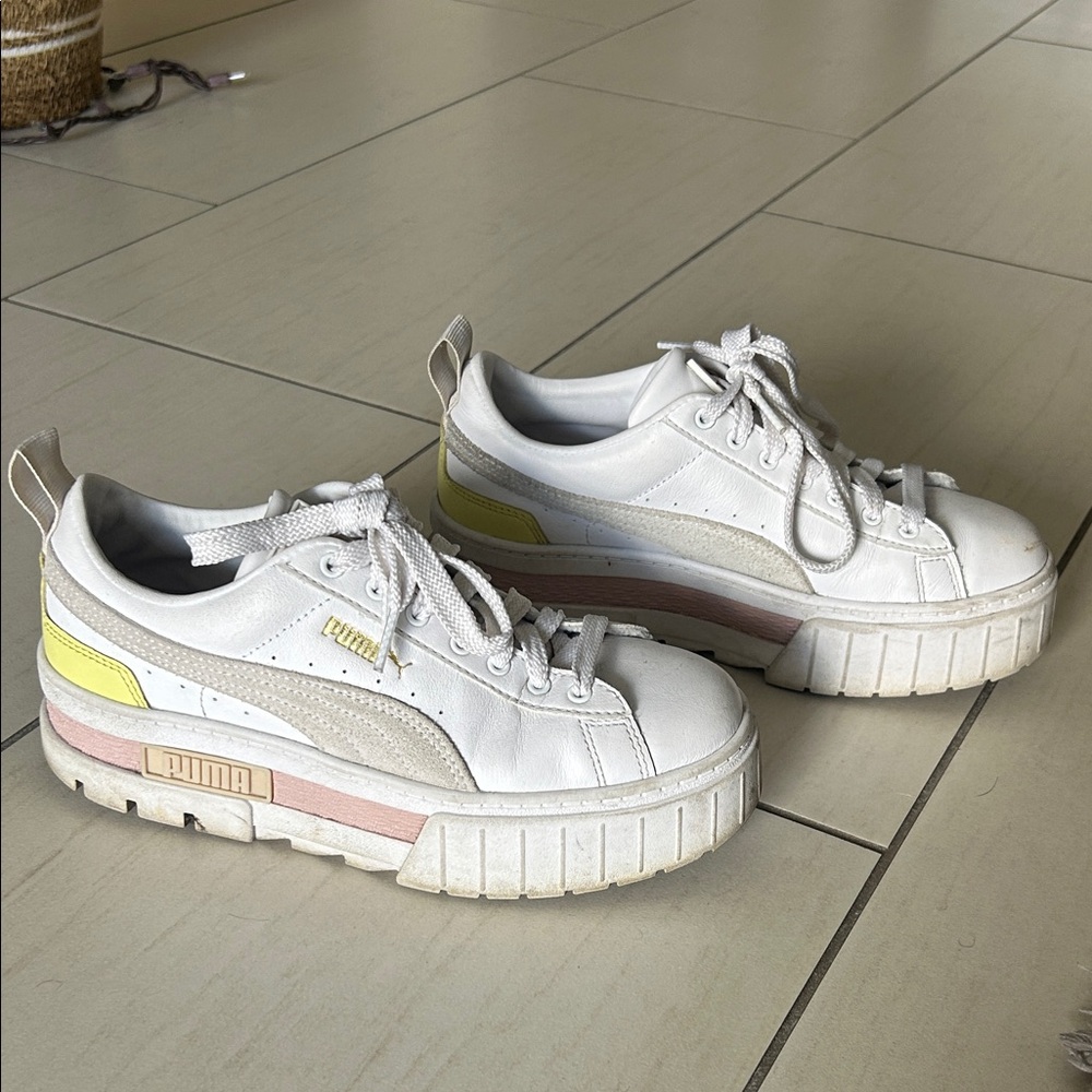 Puma Women's White and Pastel Sneakers